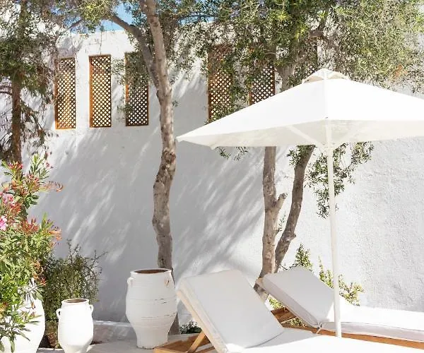 Hotel Cavo Bianco Boutique & 5*