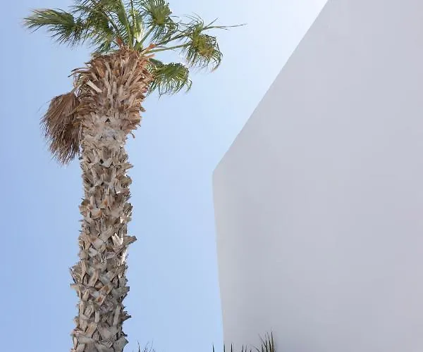 Cavo Bianco Boutique & Hotel 5*