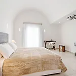 Cavo Bianco Boutique & Hotel 5*