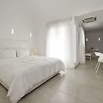 Hotel Cavo Bianco Boutique & 5*