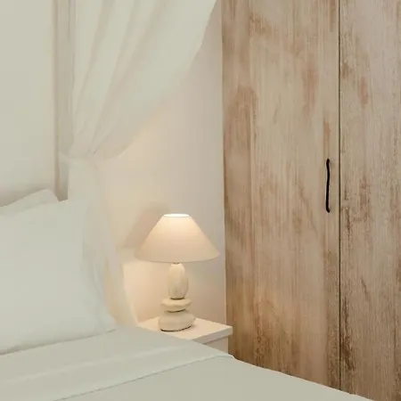 מלון Cavo Bianco Boutique & Kamári