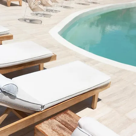 Cavo Bianco Boutique & 5* Kamári