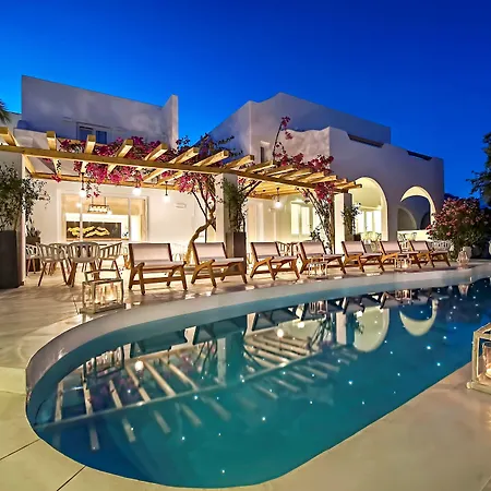 מלון Cavo Bianco Boutique & 5*