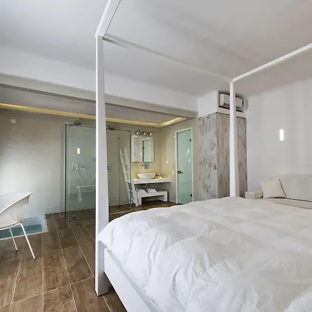Cavo Bianco Boutique & Hotel 5*