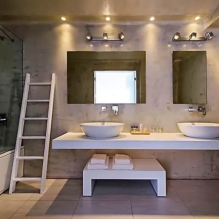 Hotel Cavo Bianco Boutique & 5*