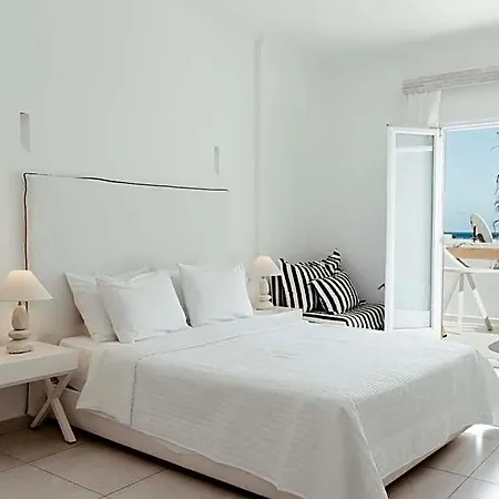 Cavo Bianco Boutique & 5* Kamári