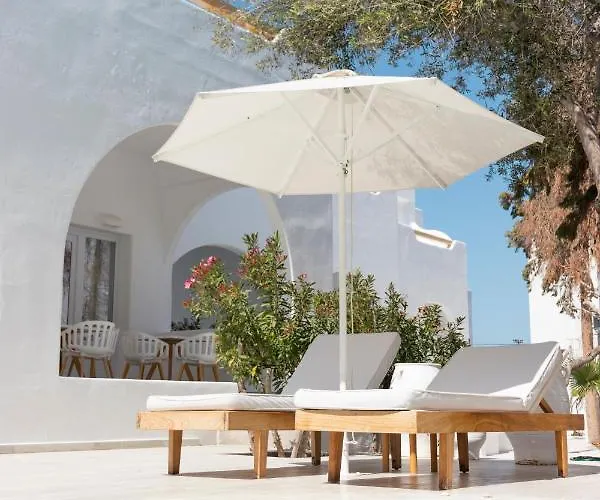 Cavo Bianco Boutique & 5* Kamári