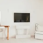 Отель Cavo Bianco Boutique &
