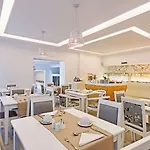Cavo Bianco Boutique & Отель Камари