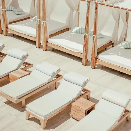 Hotel Cavo Bianco Boutique & Kamari (Santorini)