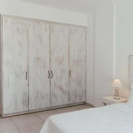 Cavo Bianco Boutique & Hotel 5*