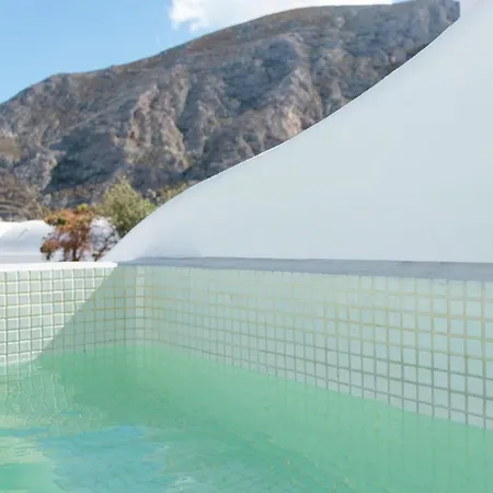 Cavo Bianco Boutique & Kamari (Santorini)