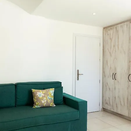 Hotel Cavo Bianco Boutique & 5*