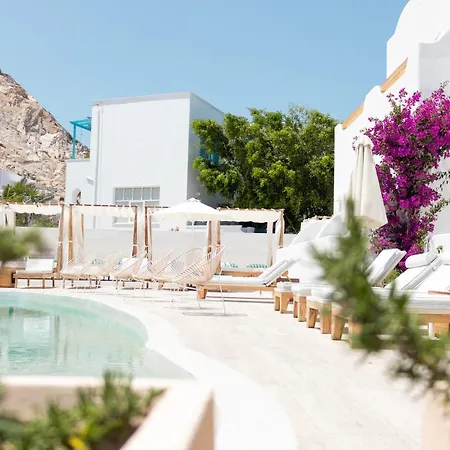 Cavo Bianco Boutique & 5* Kamari (Santorini)