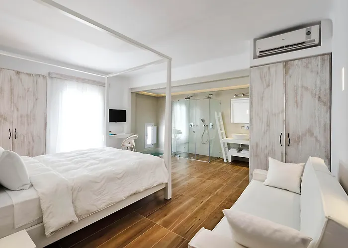 Cavo Bianco Boutique & מלון Kamári