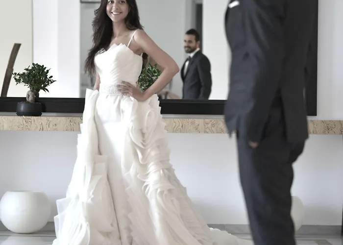 Cavo Bianco Boutique & Kamári