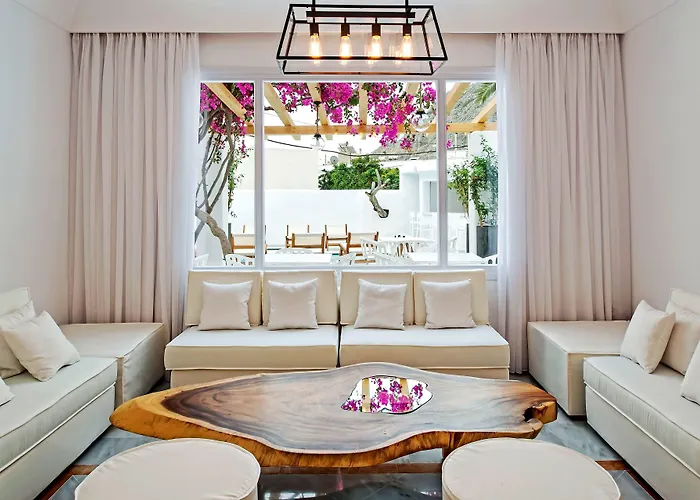 מלון Cavo Bianco Boutique & 5*