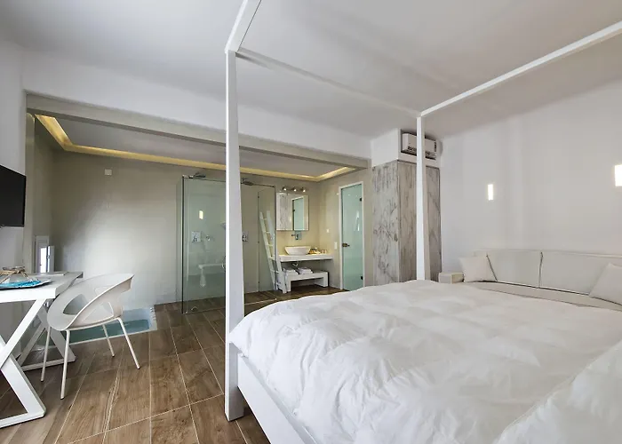 Cavo Bianco Boutique & מלון 5*