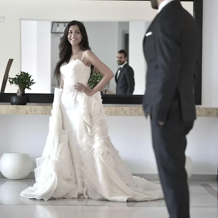 Cavo Bianco Boutique & Kamári